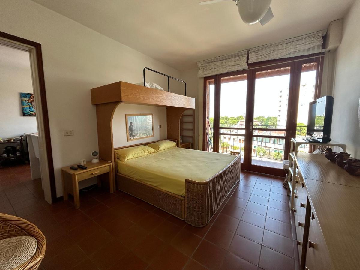 Ampio In Centro Con Vista - Terrazze, Parcheggio Gratuito E Wi-fi Apartment